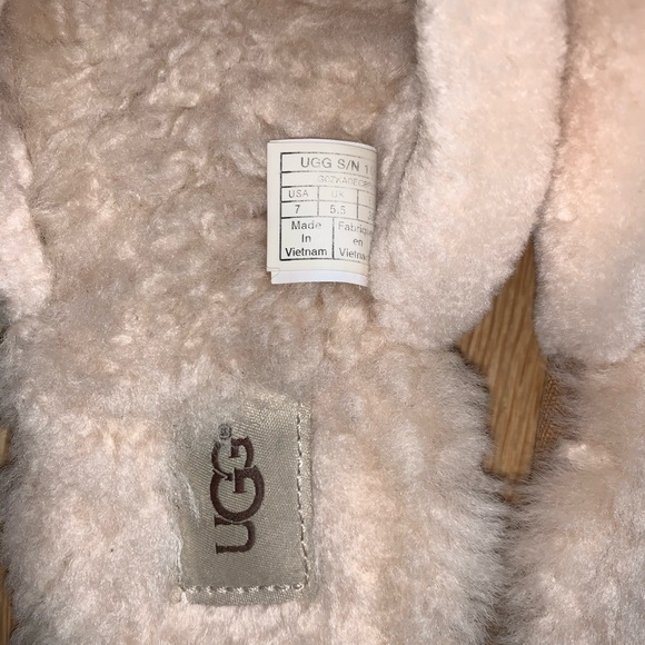 UGG Abela Slippers Natural - Picture 4 of 5